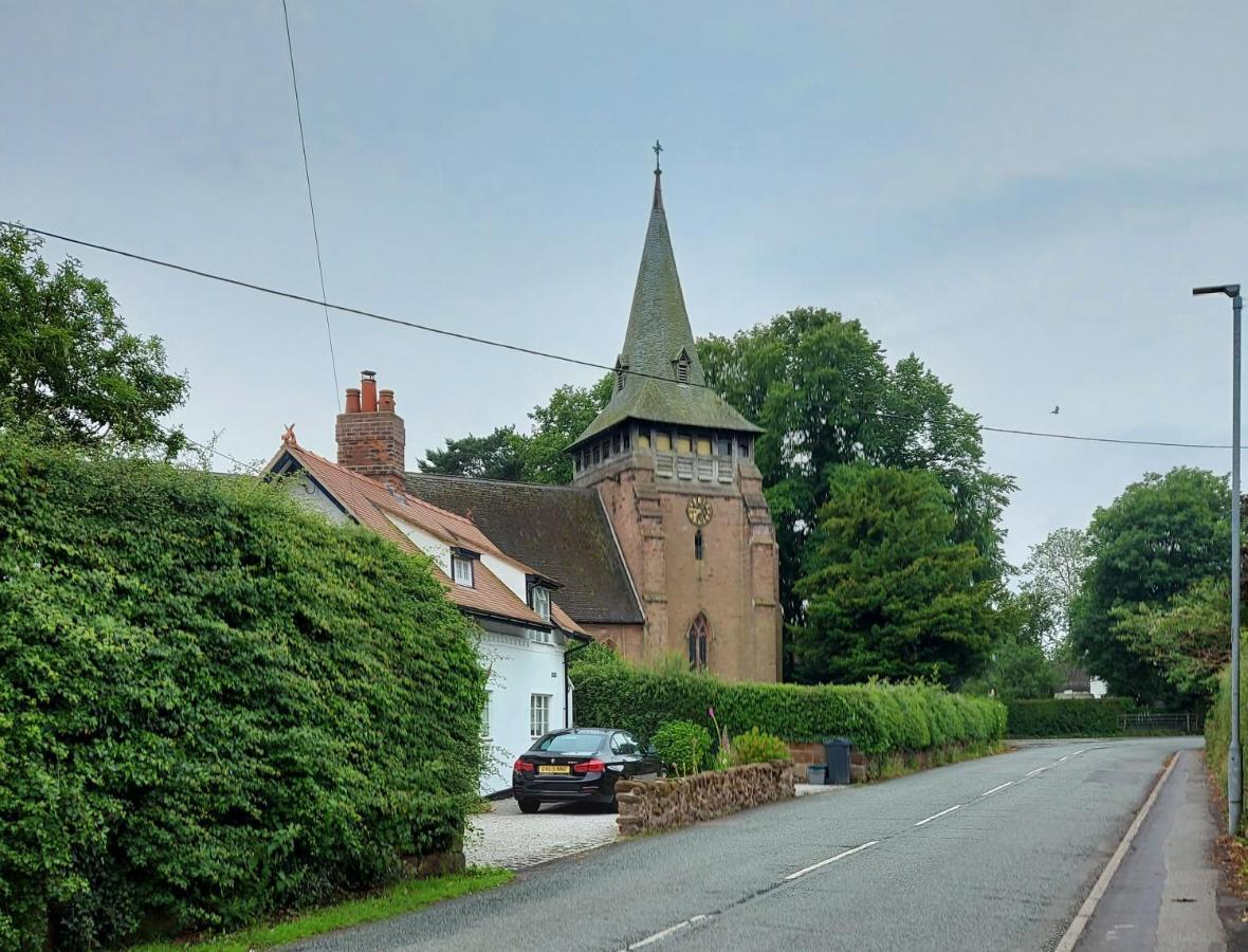 Saughall Mill Farm Cottage Chester Dış mekan fotoğraf